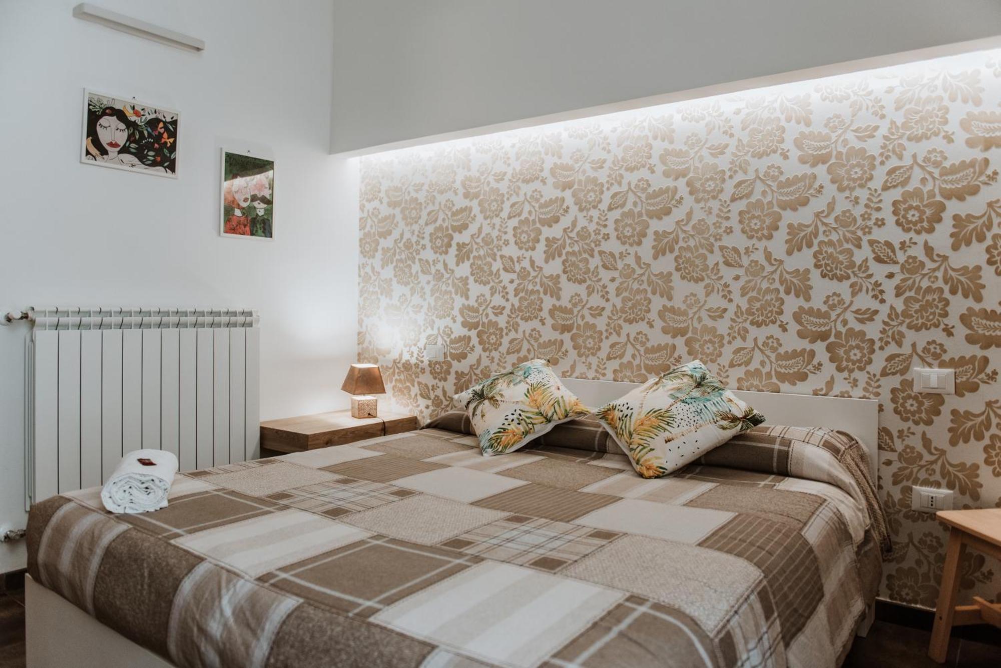 Terrae Hydrunti Bed and Breakfast Lecce Buitenkant foto