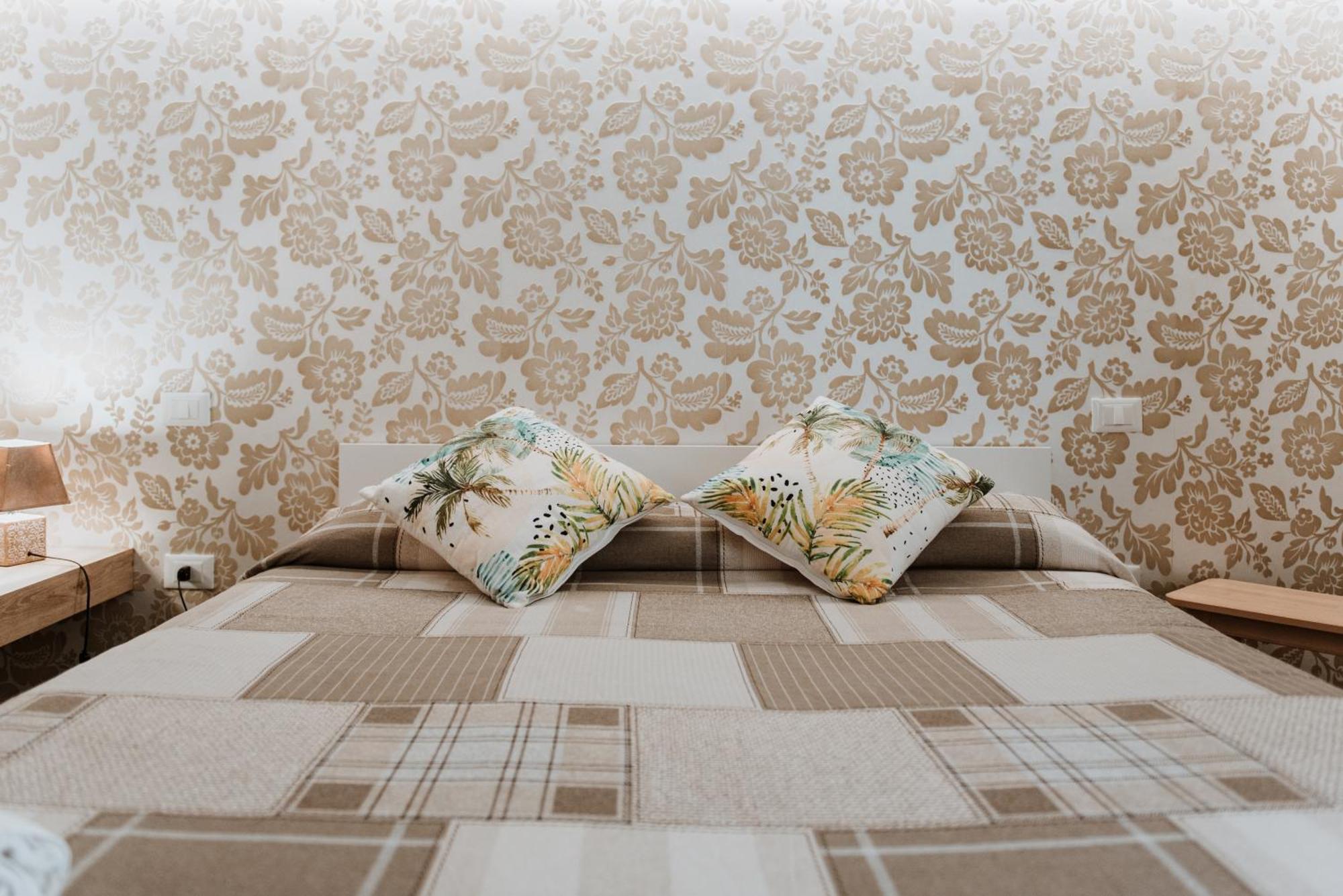Terrae Hydrunti Bed and Breakfast Lecce Buitenkant foto