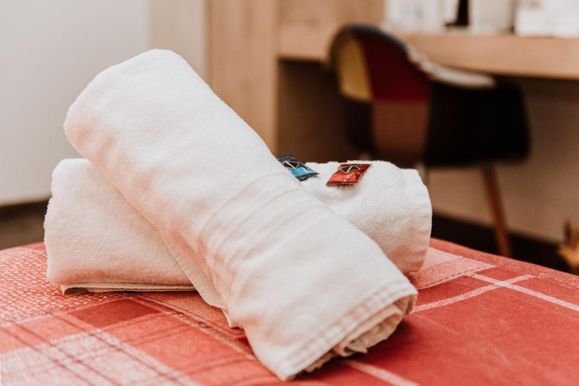 Terrae Hydrunti Bed and Breakfast Lecce Buitenkant foto